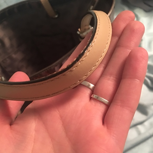 Sold - Picture 4 of 8